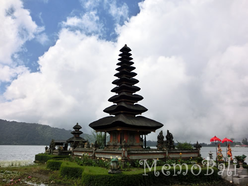 バリ島「Pura Ulun Danu Beratan Bedugul（ウルン ダヌ ブラタン寺院）」Memo Bali