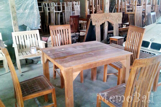 バリ島「UD Taman Jati Utama（タマン ジャティ ウタマ）」Memo Bali