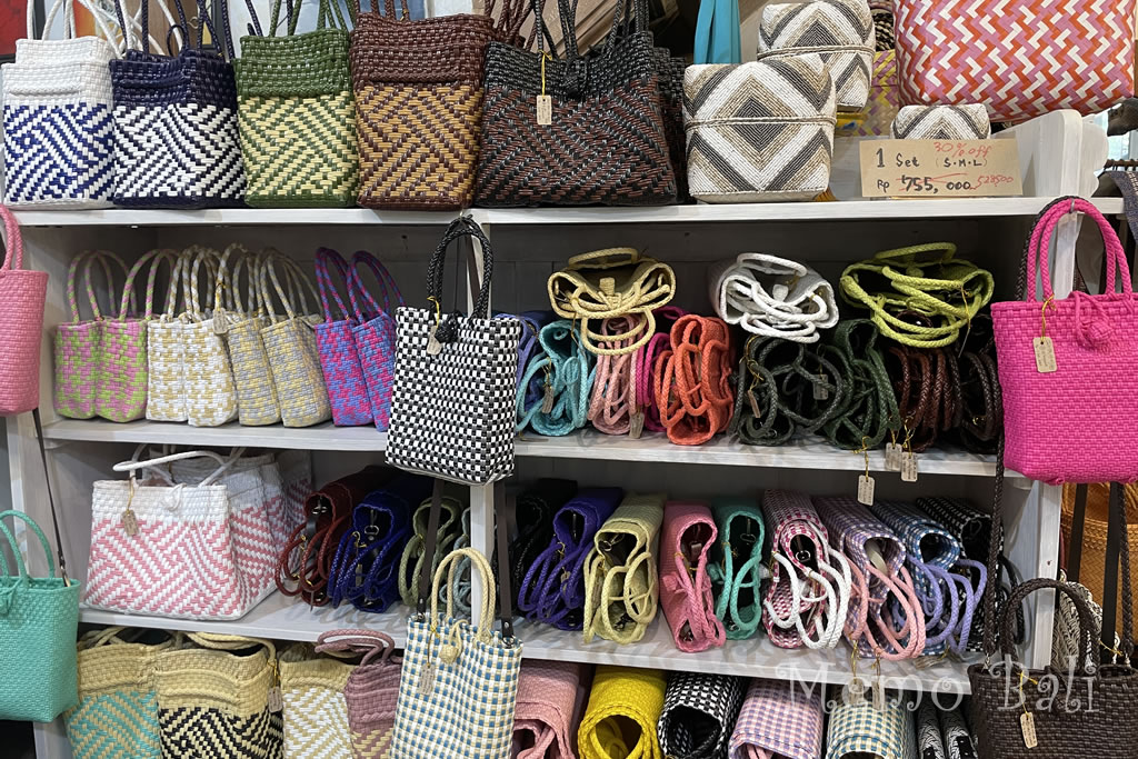 バリ島「Lumut（ルムッ）」Memo Bali