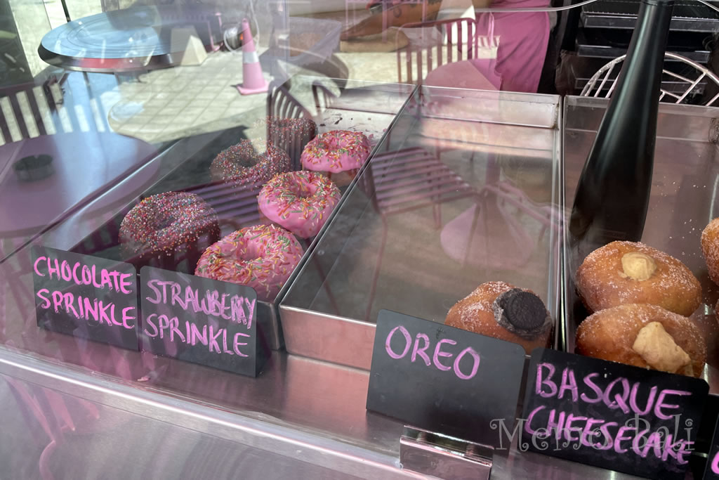 バリ島「DOUGHNUT BOSS（ドーナツボス） 」Memo Bali