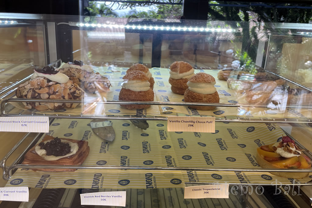 バリ島「Simond Boulangerie（シモンブーランジェリー） 」Memo Bali
