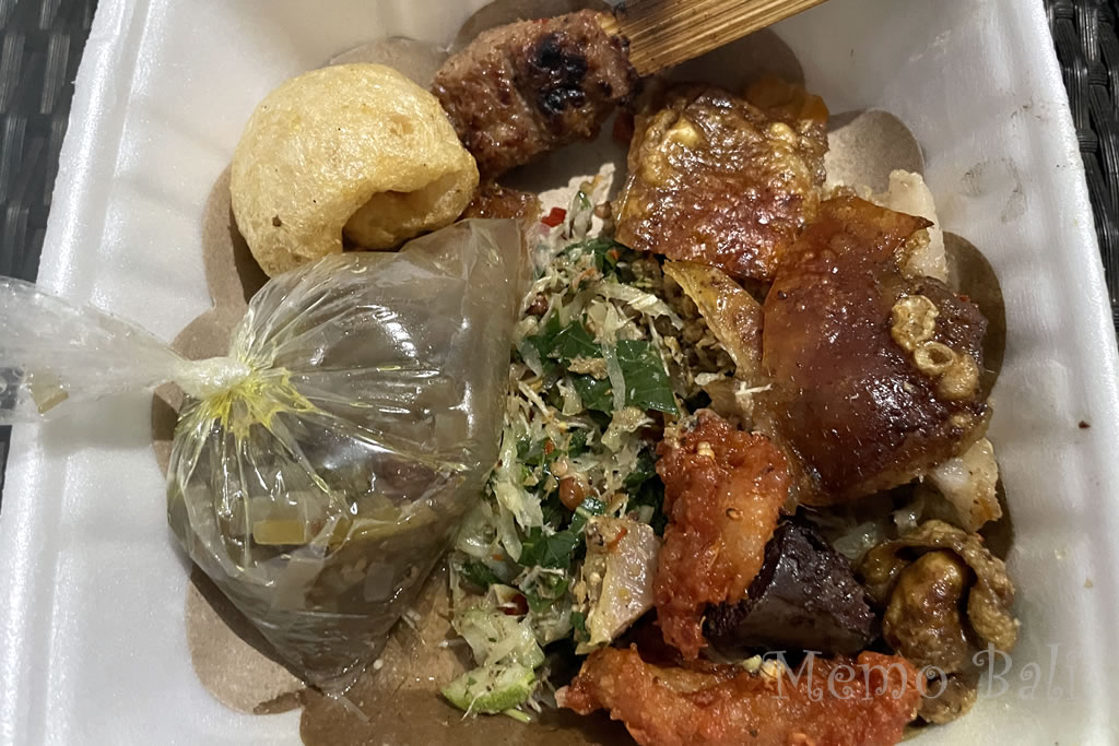 バリ島「Samsam guling joblar malam（サムサムグリンジョブラルマラム）」Memo Bali