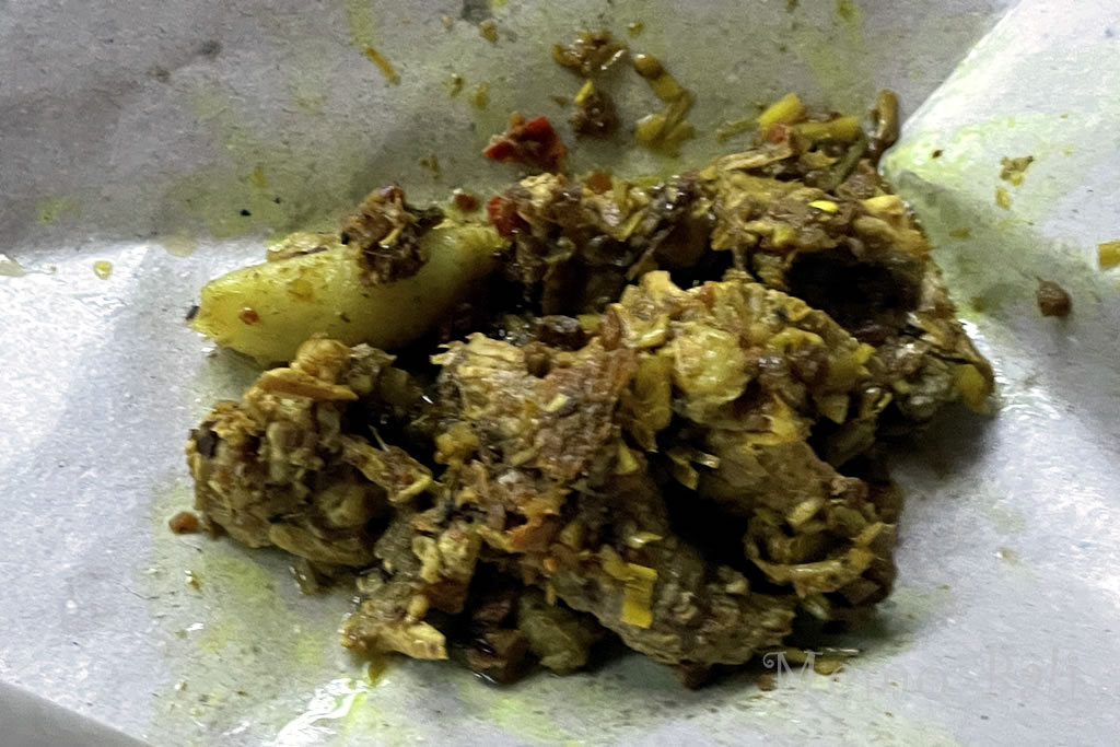 バリ島「Warung Samsam Guling Krisna（ワルンサムサムグリンクリスナ）」Memo Bali