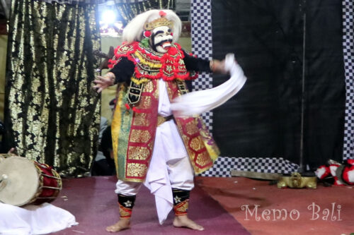 バリ島「Topeng Sidakarya（トペン・シダカルヨ）」Memo Bali