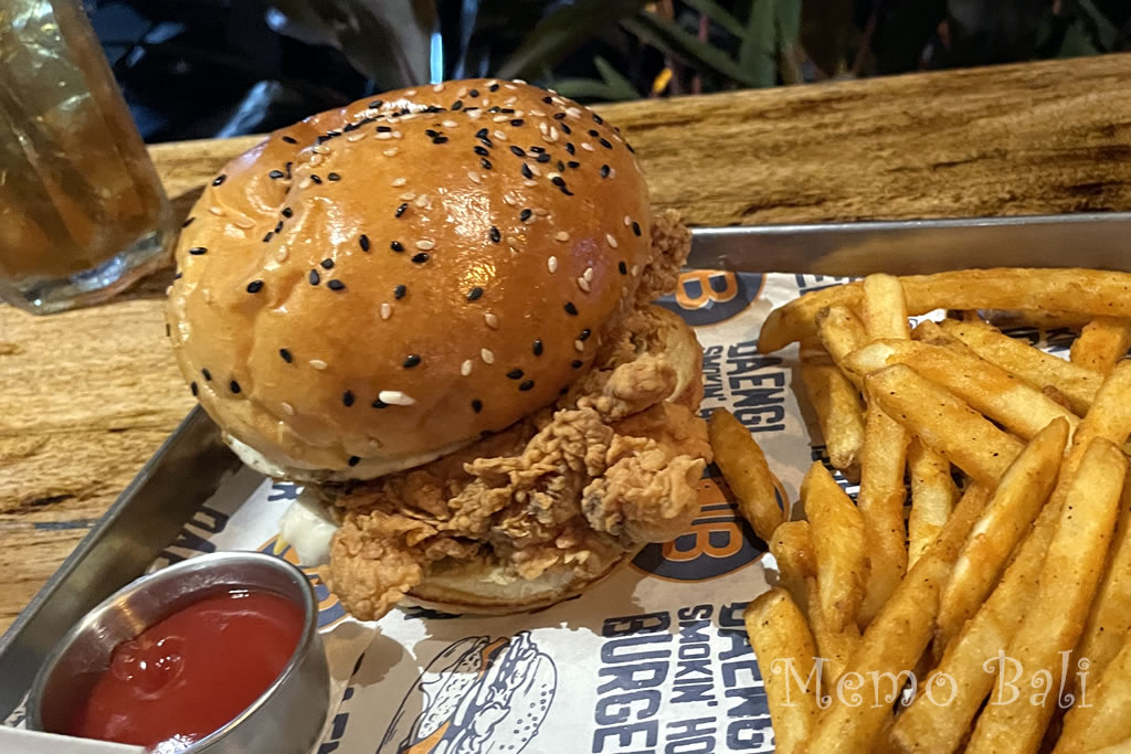 バリ島「Daeng Burger（ダエンバーガー）」Memo Bali